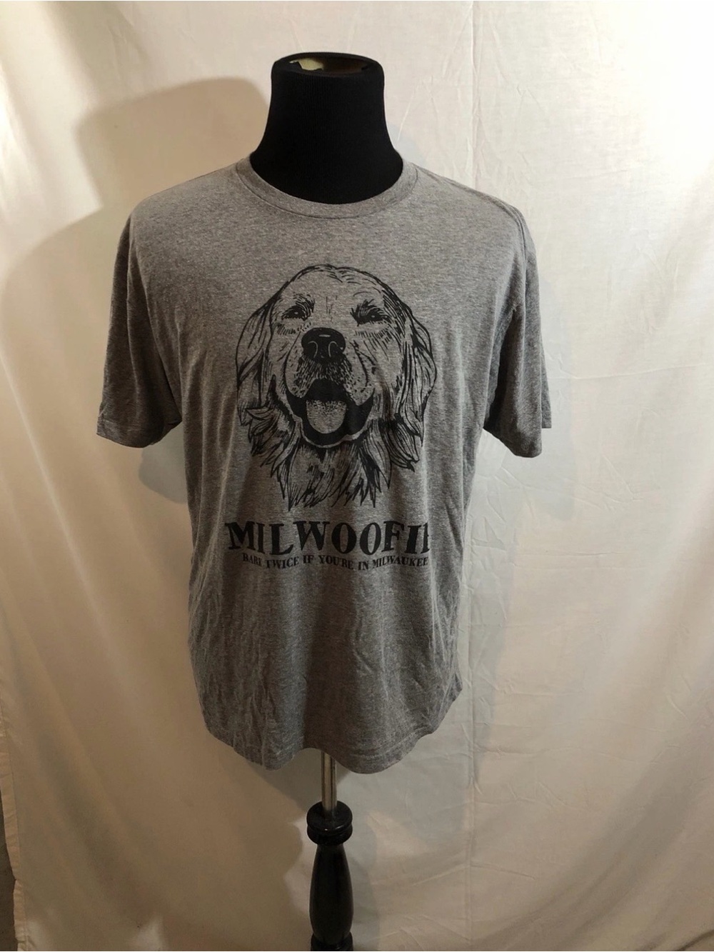 Milwoofie Gray Short Sleeve T - Men’s XL, Chest 22”, Length 28”